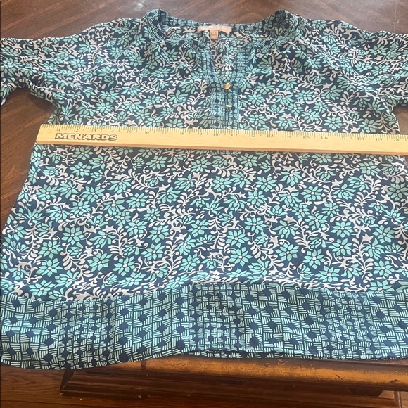 Banana Republic Tops - Banana Republic Navy and Mint Patterned Blouse
